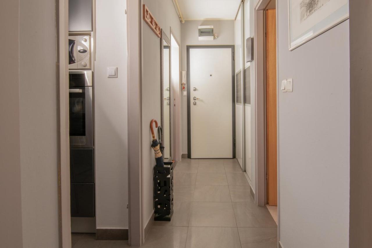 Point Apartment